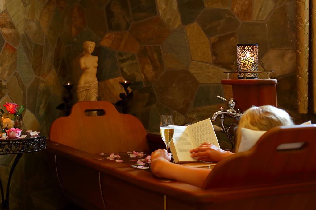 Hotel Waldkrug Delbrück Екстериор снимка