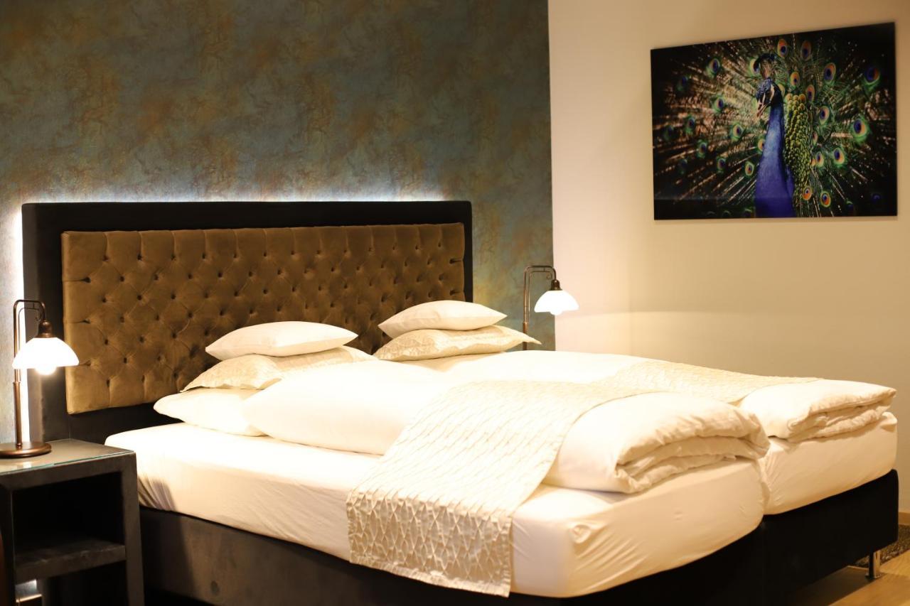 Hotel Waldkrug Delbrück Екстериор снимка