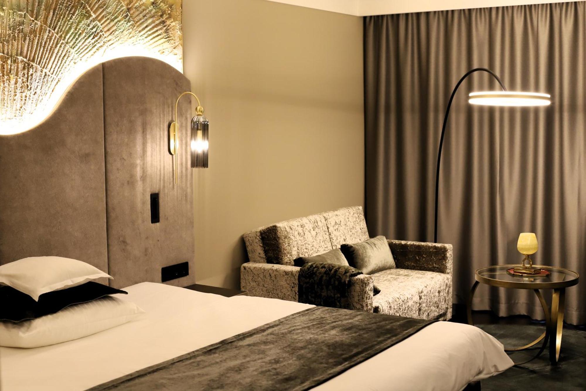 Hotel Waldkrug Delbrück Екстериор снимка