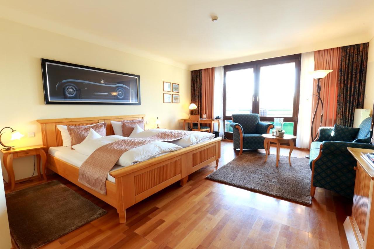 Hotel Waldkrug Delbrück Екстериор снимка